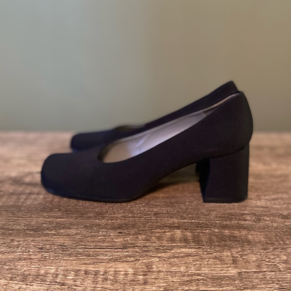 Kenneth Cole square toe block heels shoes 8